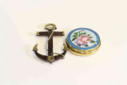 Small enamel box and tortoiseshell anchor brooch (2)