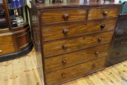 Victorian mahogany chest of two short above four long drawers