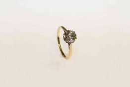 WITHDRAWN Single stone diamond and 18 carat gold ring,