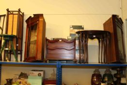 Pair mahogany glazed door corner wall cabinets, oval nest of three mahogany tables, magazine rack,