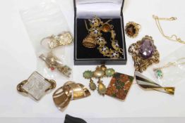 Collection of gold and gilt metal costume jewellery, most hallmarked gold, two include brooches,