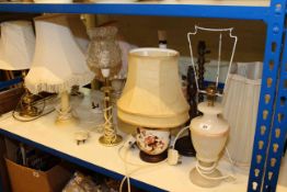 Collection of table lamps including Masons alabaster, brass,