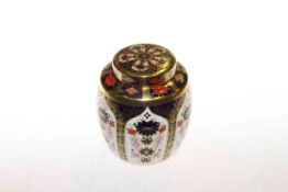 Royal Crown Derby Old Imari ginger jar and cover, boxed,