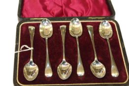 Set of six Edwardian silver teaspoons, John Round, Sheffield 1906,
