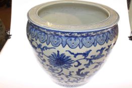 Large Oriental blue and white pottery jardiniere