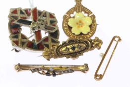 Three 9 carat gold brooches, Primrose League brooch and a Scottish agate brooch (5), 5.