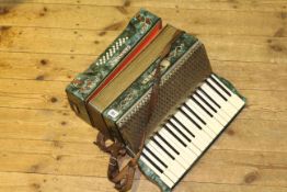 Hohner Carmen II piano accordion