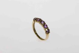 9 carat gold and amethyst ring,