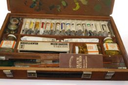 Boxed Winsor and Newton paint set