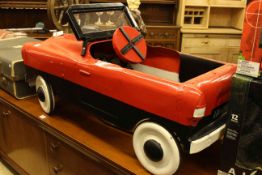Childs tinplate toy pedal car