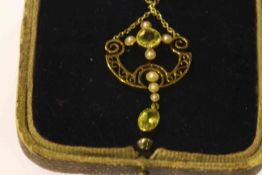 Edwardian peridot and seed pearl pendant,