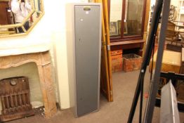 Standfast double locking gun cabinet and keys, 158cm by 39.