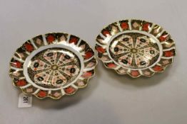 Pair of Royal Crown Derby Imari plates, no. 1128, 21.