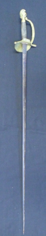 A CONTINENTAL EPEE, MID-19TH CENTURY with etched blade (rusted), brass hilt cast in low relief - Image 2 of 2