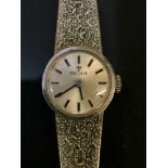 A lady's 9ct white gold Tissot wristwatch, 20.