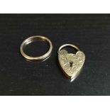 A 9ct gold ring and a 9ct gold padlock, 4.