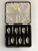 A set of six cased silver teaspoons, Sheffield marks,