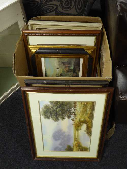 A box of gilt frames,