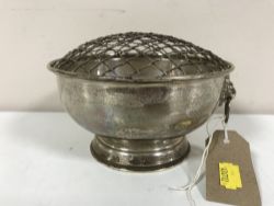 Weekly Sale of Antiques and Collectables