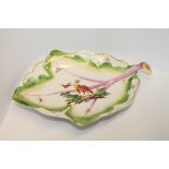 Derby leaf shaped dessert dish, gilt rim & polychrome decoration of an exotic bird,