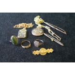 Two gold back and front lockets, four bar brooches, a 15ct gold gem ring and two others (9).