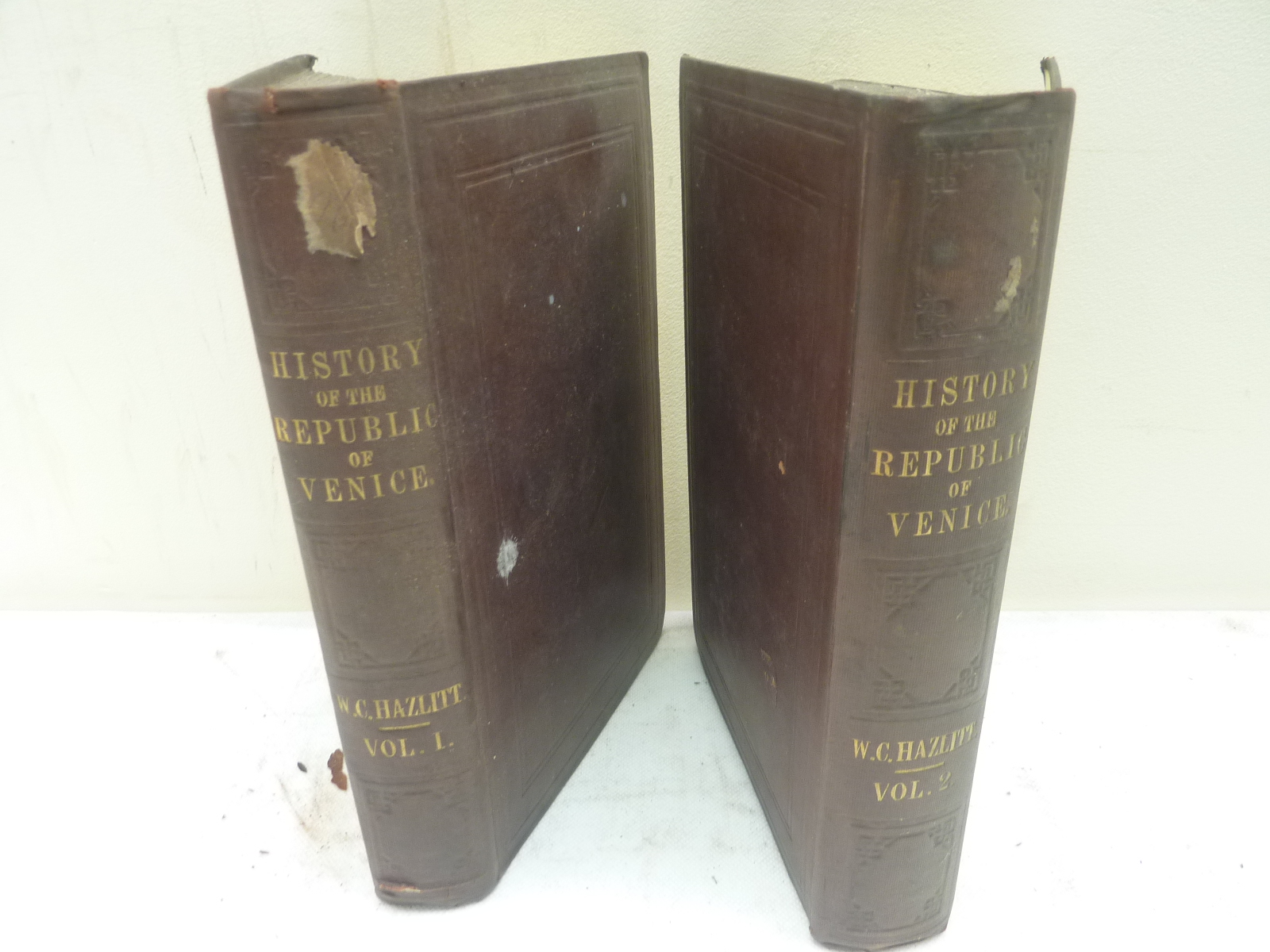 HAZLITT W. C. The History of the Origin & Rise of the Republic of Venice. 2 vols. Orig.