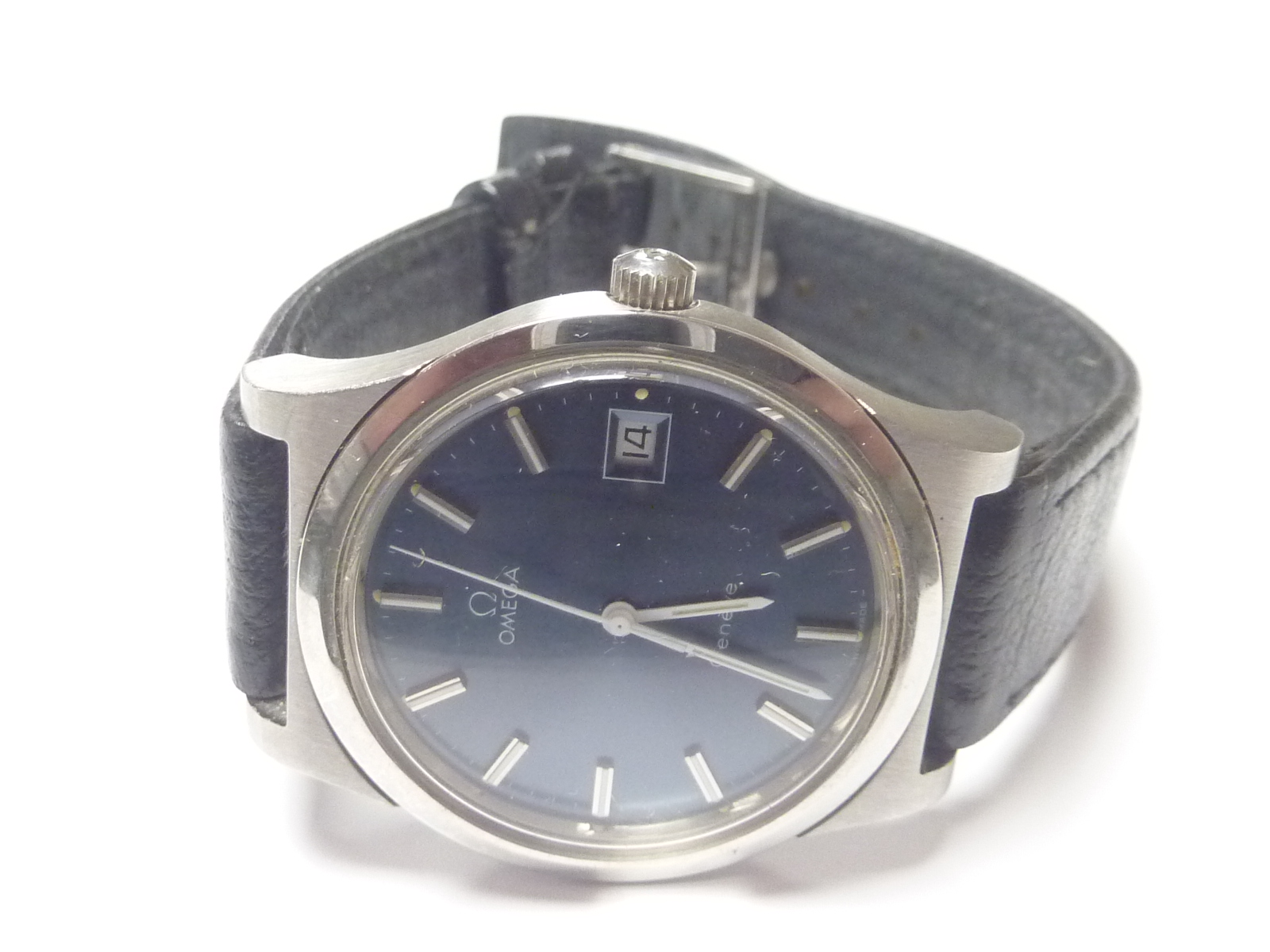 Gent's Omega stainless steel wrist watch (Manual), little used, Omega buckle. - Image 2 of 4