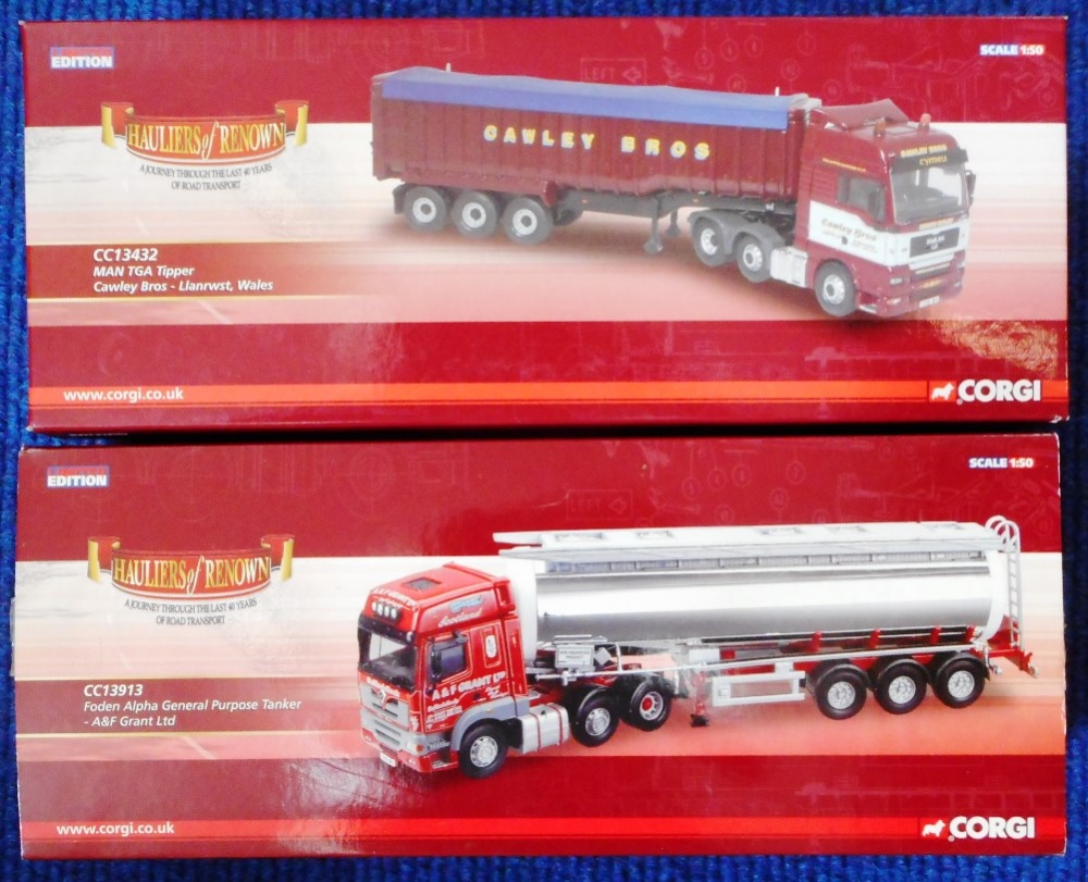 Corgi. Hauliers of Renown. (2) CC CC13913 Articulated tanker - A & F Grant Ltd.