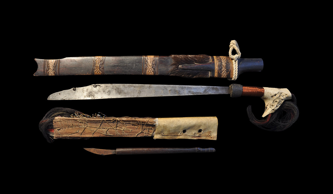 Borneo Headhunter's Mandau and Knife