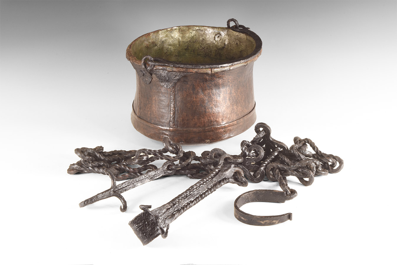 Viking Cauldron with Suspension Chain