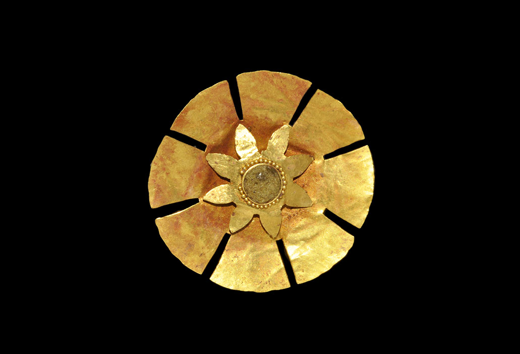 Phoenicio-Egyptian Gold Solar Rosette