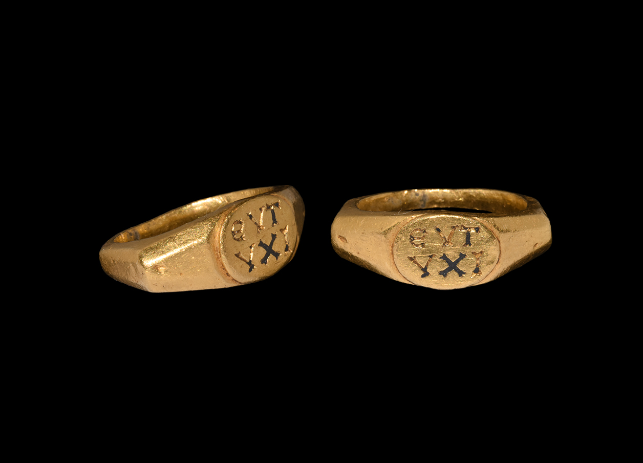 Roman Gold Ring with EVT VXI