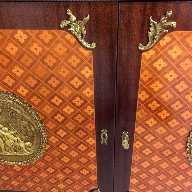 A French style Ormulu marble top side cupboard with gilt figures, two doors and on brass supports - Image 6 of 10