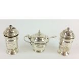Silver H/M condiment set with spoon