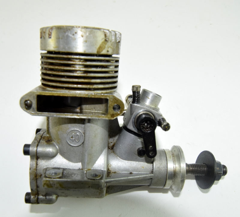 Magnum GP 40 model aero engine + muffler - Image 2 of 4