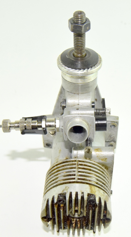 Magnum GP 40 model aero engine + muffler - Image 3 of 4