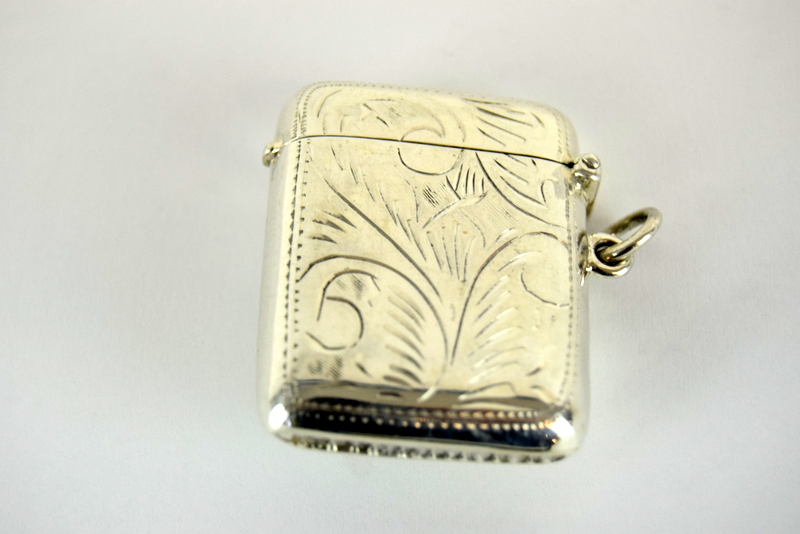 a silver vesta case with nude enamel image - Image 2 of 4