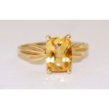 9ct gold ladies amber set ring size P