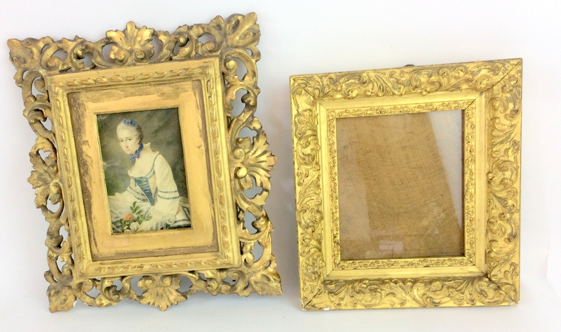 Two small gilt picture frames