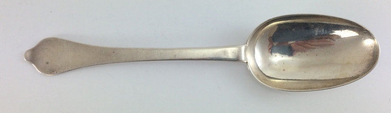 Silver Trefid Spoon. hallmarked London 1700. Length 20cm. Total Weight 60g