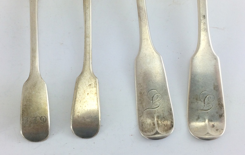 Mixed silver items to include matching fork and spoon with engraved finials hallmarked Sheffield - Image 3 of 7