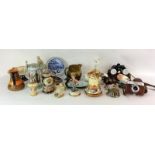 Mixed collection of collectable items