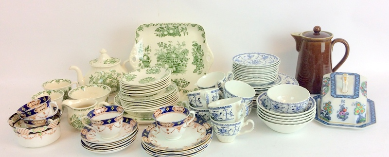 Mixed box to include military, silver topped bowl, Medina Glass, and German China - Bild 6 aus 8