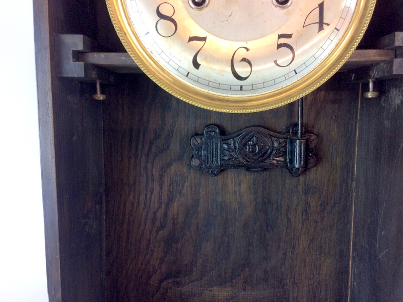 Oak wall clock and key - Image 6 of 8