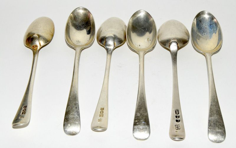 Six silver tea spoons