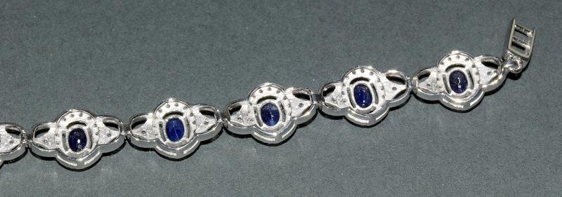 A Very Good Silver Cz And Sapphire Bracelet - Image 5 of 5