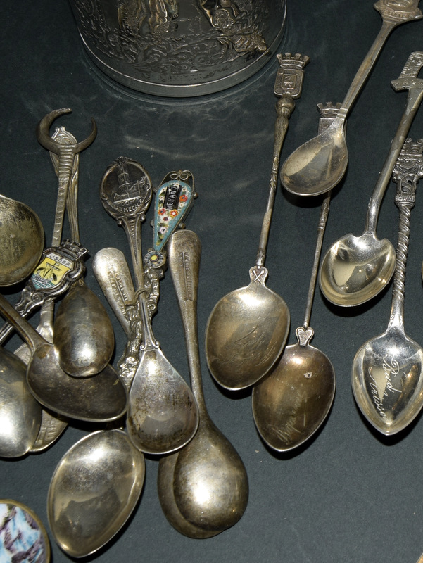 Collection of silver and silver plate tourist spoons - Image 4 of 5