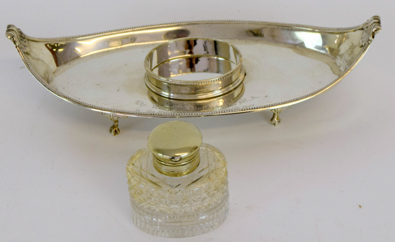 A Silver Oval Shaped Desk Stand Standing On Ball And Claw Feet - Image 4 of 8