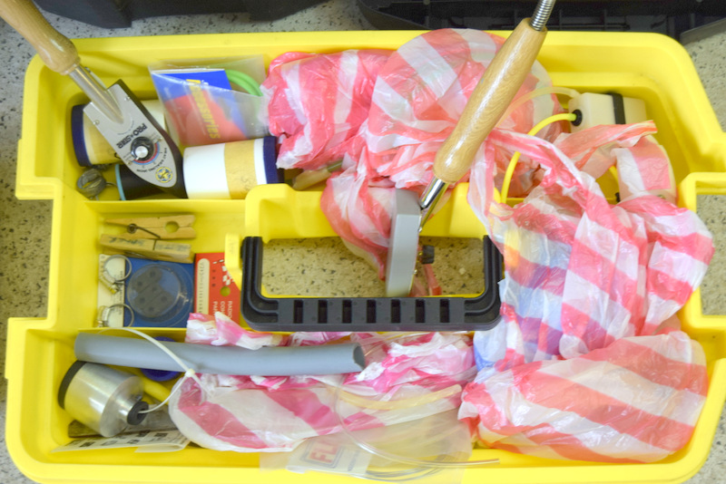 Model aeroplane parts in 2 cases spare and repairs - Image 4 of 4