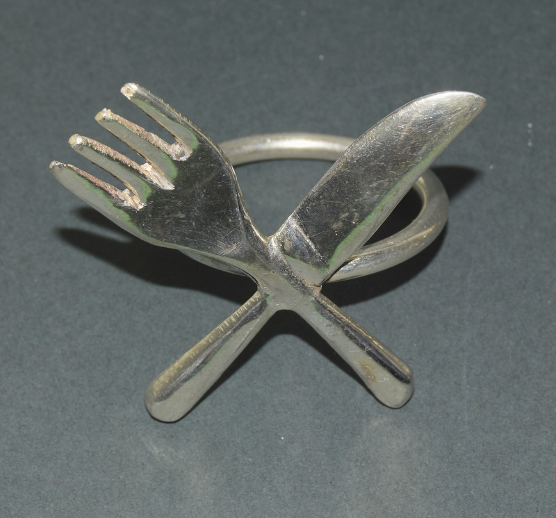 Set of six knife & fork napkin holders - Image 2 of 5